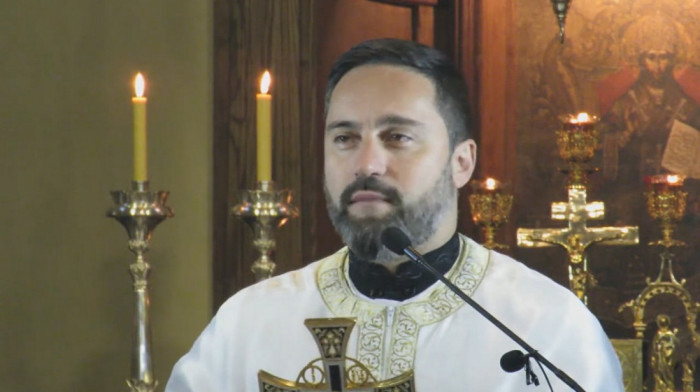 Hrvatska zabranila ulaz svešteniku SPC, Backović za Euronews Srbija: Crna Gora da stane u zaštitu svojih državljana