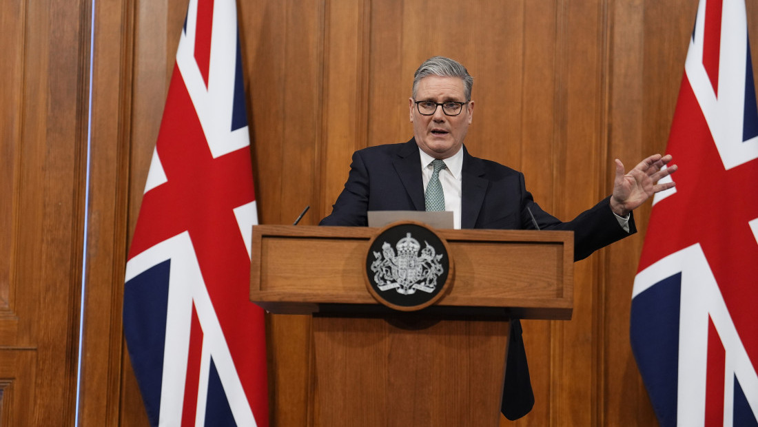 Starmer: Bivši princ Endrju Mauntbaten treba da svedoči protiv Epstina pred američkim Kongresom