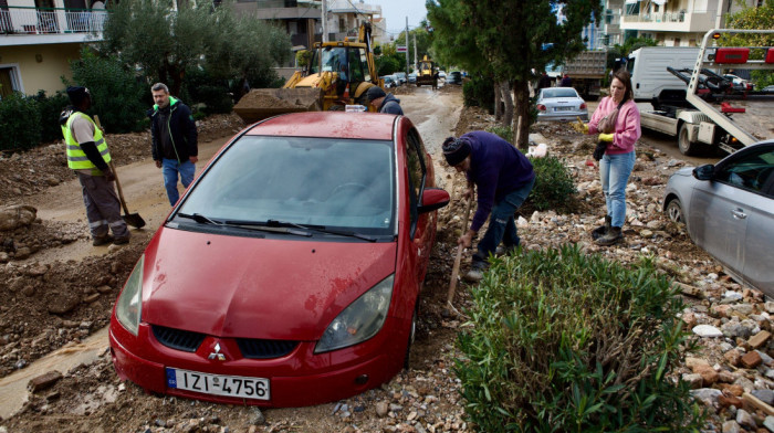 Delovi Grčke ugroženi zbog nevremena, u Trakiji zatvorene škole