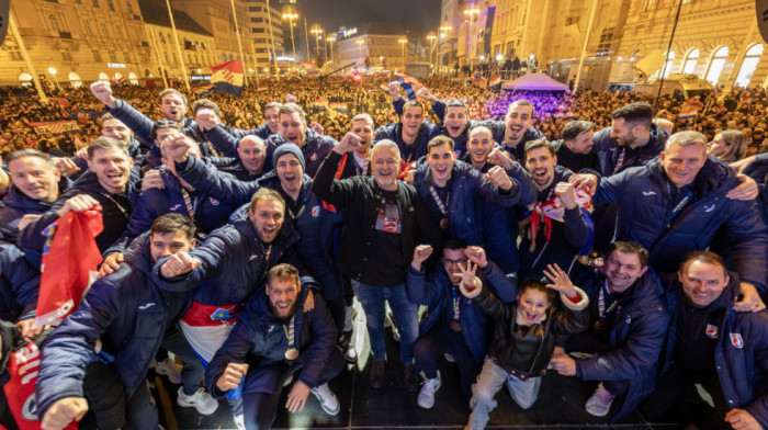 "Na Trgu Bana Jelačića održan doček Tompsona, a ne rukometaša": Šta se dešavalo sinoć u Zagrebu?