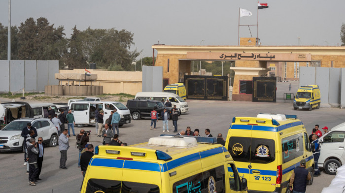 KRIZA NA BLISKOM ISTOKU Prvog dana otvaranja prelaza Rafa samo 12 ljudi ušlo u Egipat iz Gaze