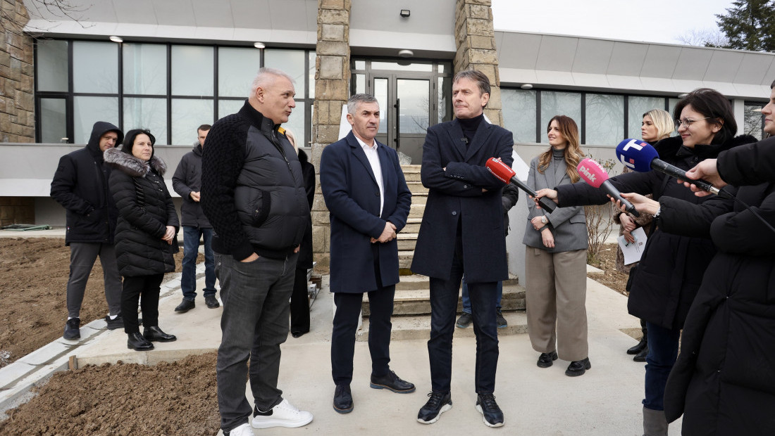 Glišić: Radi se na 27 škola u Srbiji, najmoderniji objekti i za decu u manjim sredinama