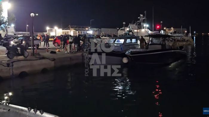 Težak incident na Hiosu: Krijumčari udarili u patrolni čamac Obalske straže, 14 mrtvih i mnogo povređenih