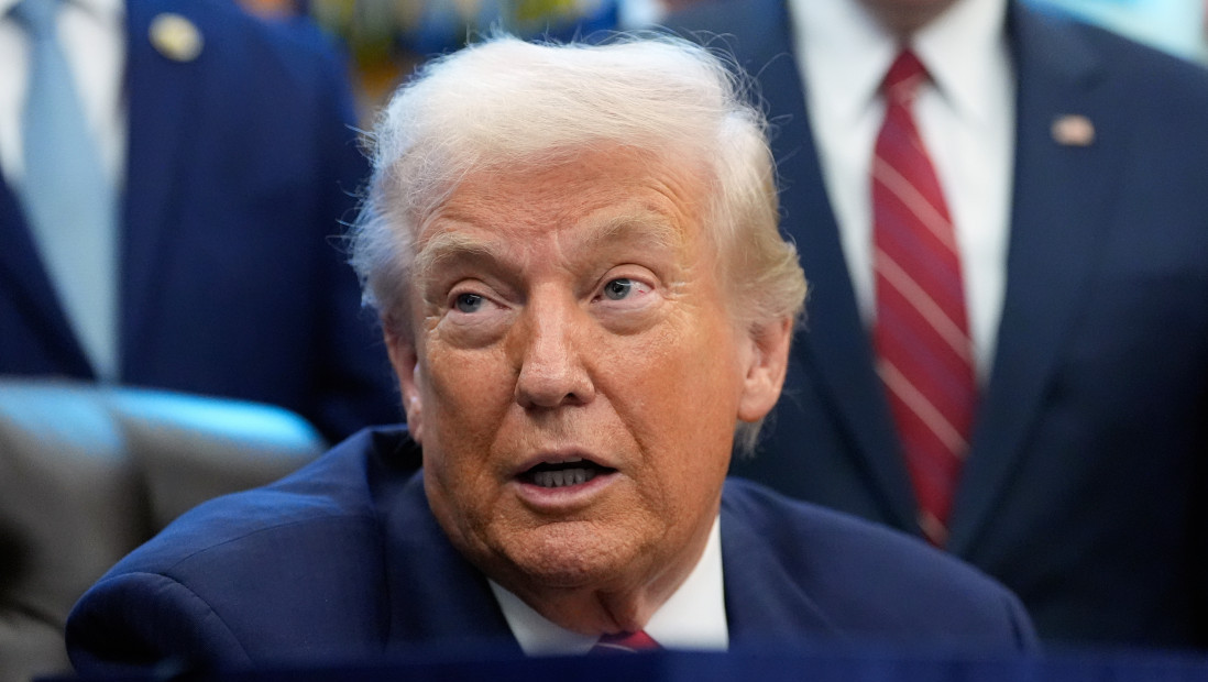 Tramp zatražio od Republikanaca da izmene izborna pravila: Obavezna lična karta za glasanje u SAD