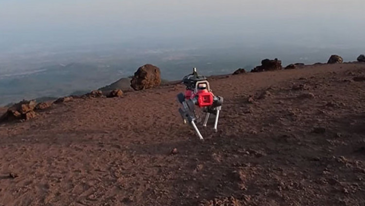 Roboti psi na Etni testirani da predvide erupcije vulkana