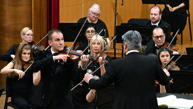 Stefan Milenković i Simfonijski orkestar RTS-a održali koncert u čast Velike dvorane Kolarca