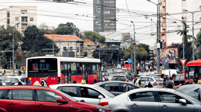 "Pojavile su se 'low-cost' kompanije, pa zašto ne bi i 'low-cost' taksiji": Da li bi Uber u Beogradu snizio cene?
