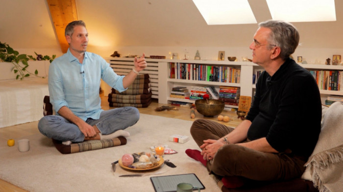 Od Zemuna do Emirata: Nikola Jurišić, čovek koji je promenio kulturni model Saudijske Arabije gost emisije "Čadež Talk"