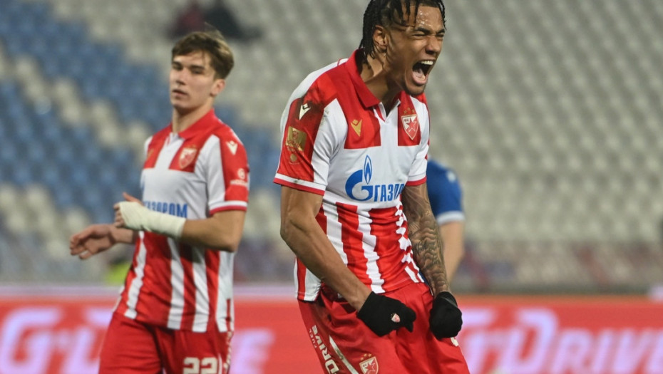 Crvena zvezda ubedljiva protiv Novog Pazara za povratak na prvo mesto