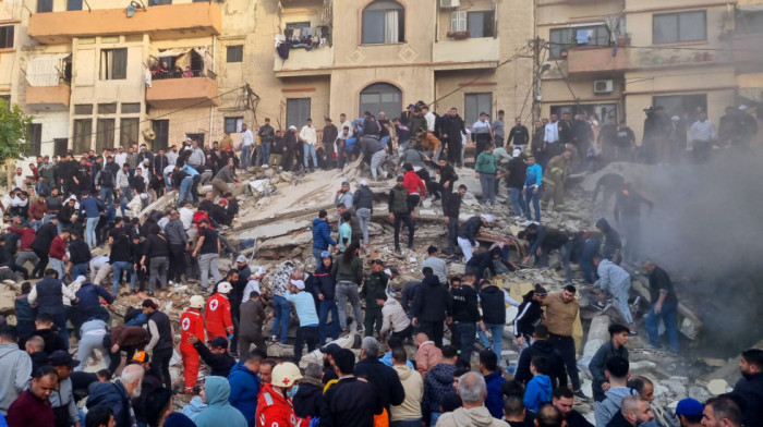 Urušila se višespratnica u Libanu: Najmanje dve osobe poginule, strahuje se za konačan broj žrtava ( FOTO)