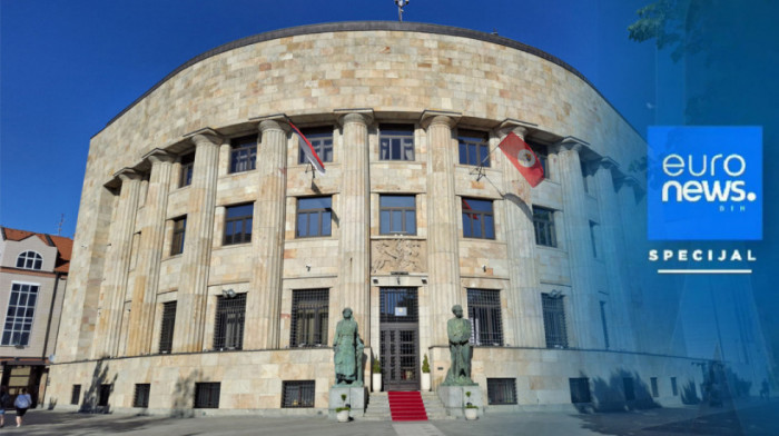 Zatvorena birališta u RS: Prvi preliminarni rezultati biće objavljeni oko 22.30 časova