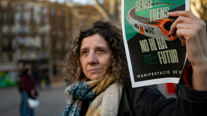 Mašinovođe u Španiji najavile trodnevni štrajk: Protest zbog bezbednosti posle smrtonosnih železničkih nesreća  (FOTO)