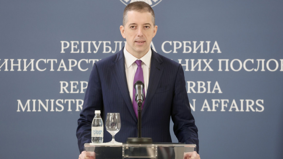 Đurić izjavio saučešće porodicama žrtava pucnjave u Kanadi