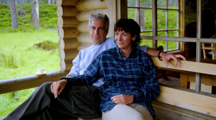 Saučesnica Džefrija Epstina ćutala pred Kongresom: Gislejn Maksvel se pozvala na Peti amnadman