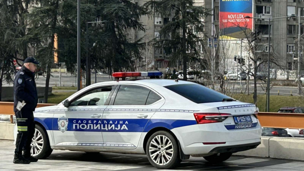 Evakuacija na Karaburmi: Dojava o postavljenoj bombi u TC "BIG", policija na licu mesta