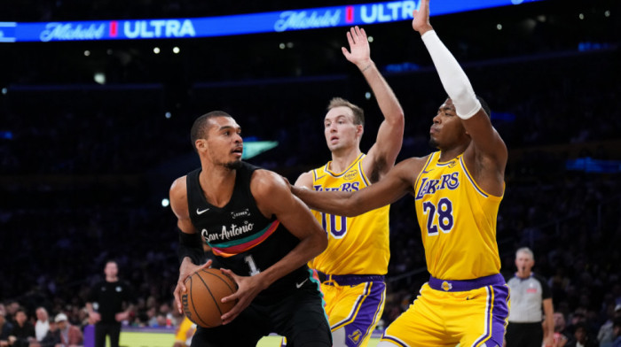 Viktor Vembanjama odigrao simultanku sa Lejkersima: Rekordna rola Francuza