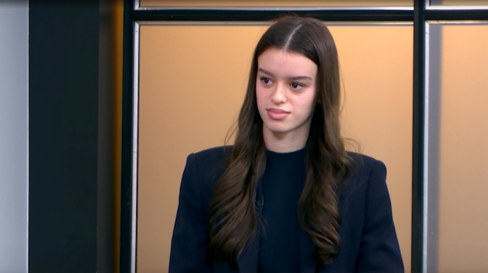 Iva Grujin sa pesmom "Otkrivam sebe" nastupa na Pesmi za Evroviziju (VIDEO)