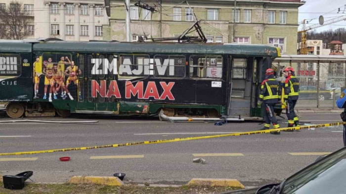 Dr Blažević: Četiri osobe povređene prilikom iskliznuća tramvaja, jedna poginula