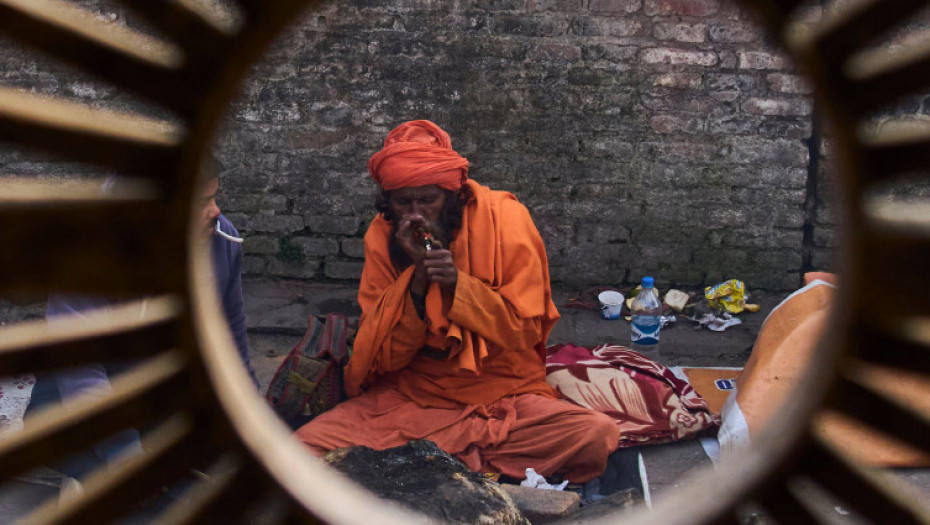 Hiljade vernika obeležile hinduistički praznik Šivaratri uz kanabis u Katmanduu