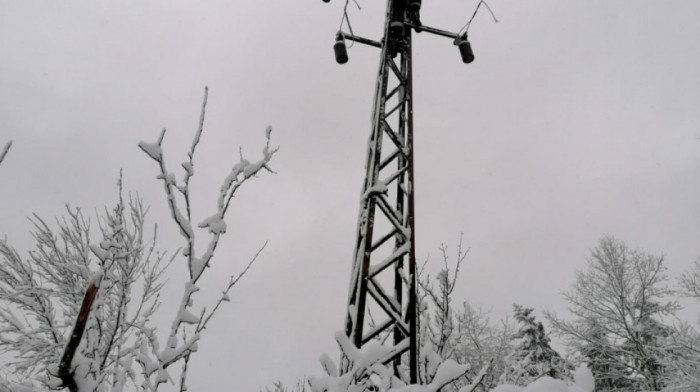 Elektrodistribucija Srbije: Saniran veći broj kvarova na mrežama koji su bili posledica snežnog nevremena