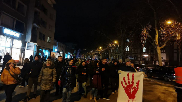 Protest u Novom Sadu povodom incidenata ispred SNP