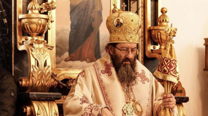 Sinod SPC razrešio mitropolita žičkog Justina upravljanja eparhijom zbog protesta