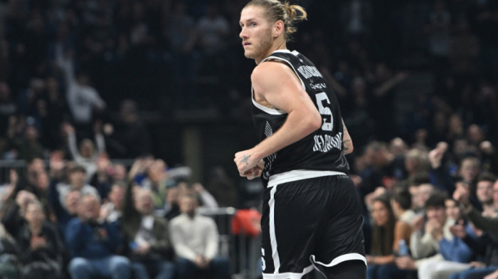 Dilan Osetkovski može opet da igra za Partizan