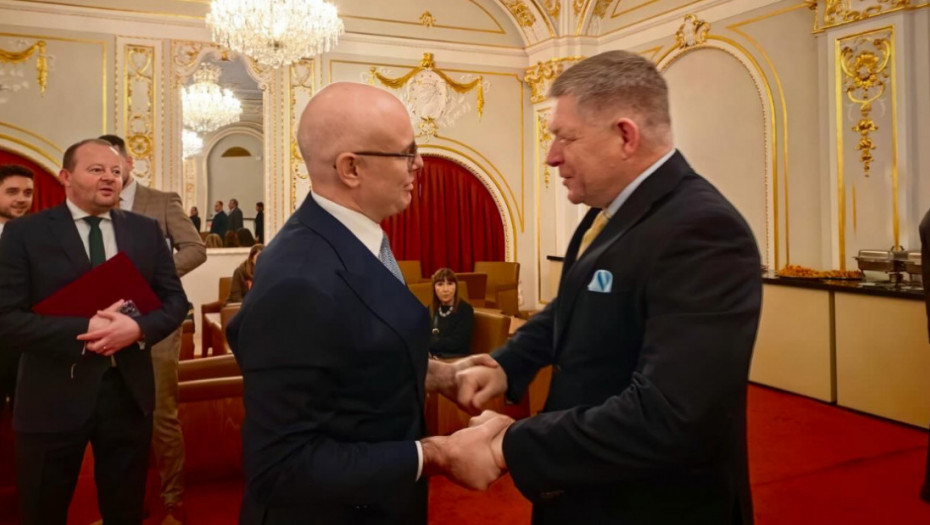 Fico čestitao Dan državnosti: Srbija zaslužuje članstvo u EU i dobro je pripremljena