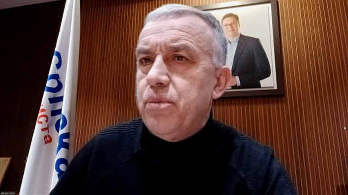 Elek podneo ostavku na mesto poslanika u skupštini u Prištini