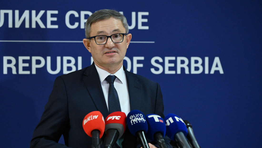 Poljoprivrednici zadovoljni ukidanjem prelevmana na uvoz prasića, nastavljene blokade