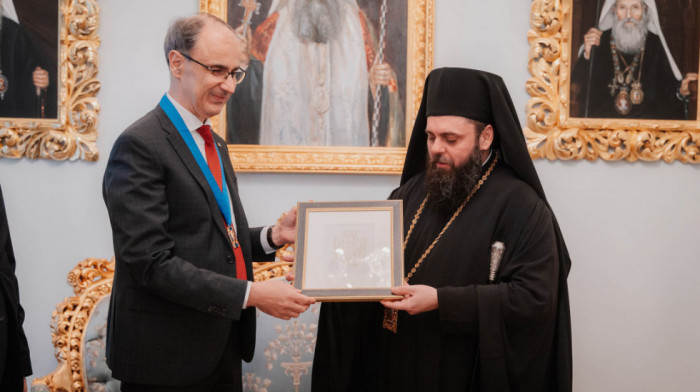 Macut odlikovan najvišim odlikovanjem Eparhije osečkopoljske i baranjske