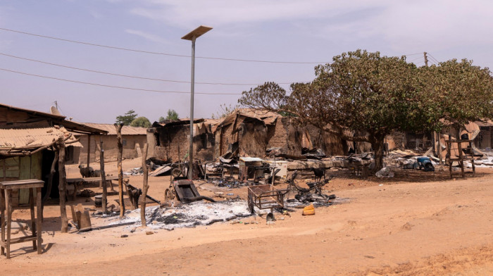 Najmanje 38 osoba ubijeno u selu na severozapadu Nigerije u napadu naoružanih ljudi