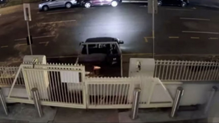 Muškarac udario u kapiju sinagoge u Brizbejnu, optužen za zločin iz mržnje