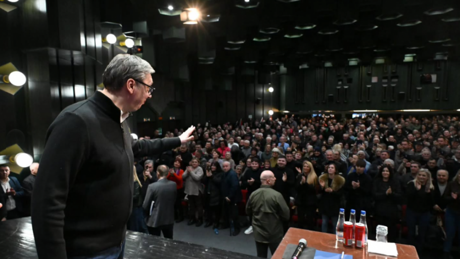 Vučić sa građanima u Kladovu: Đerdap 3 će biti nova era za Kladovo, investicija vredna milijarde evra