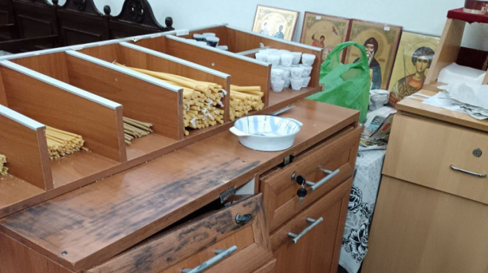 Kancelarija za KiM: Obavestićemo međunarodnu javnost o napadu na crkvu kod Prištine