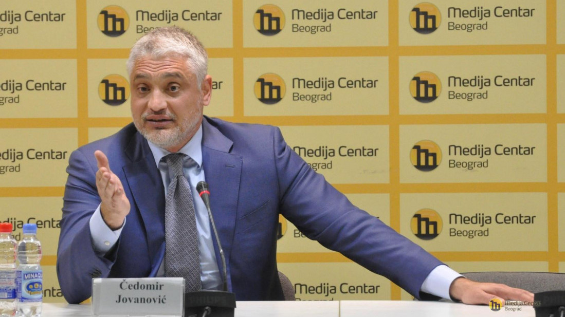 Čedomir Jovanović dobio krivičnu prijavu za nasilničko ponašanje: Sumnja se da je stolicom udario advokata u kafani