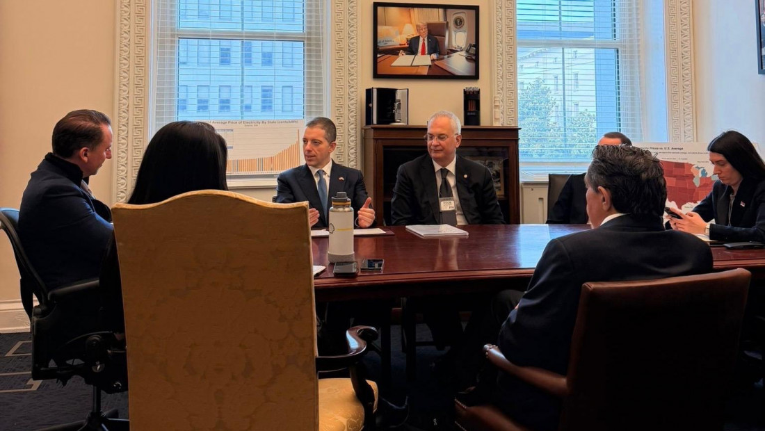 Ejdžen posle sastanka s Đurićem: Brzo smo pronašli rešenje za NIS na korist Srbije i SAD