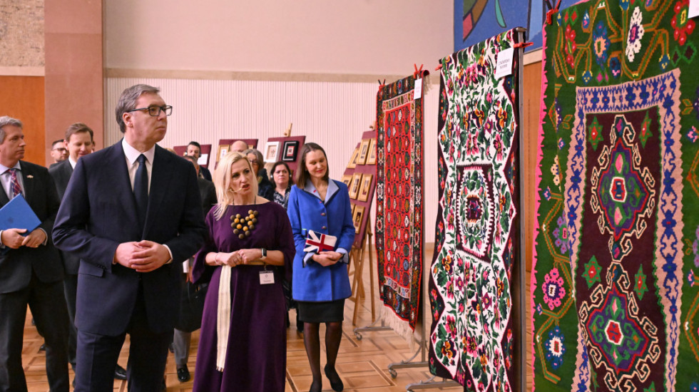 Otvorena izložba "Niti državnosti", Vučić: Nematerijalno nasleđe je živa snaga Srbije