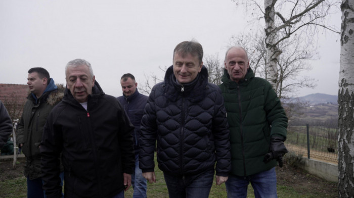 Glišić posetio selo Dučalovići: Probleme rešavati u direktnom kontaktu sa meštanima