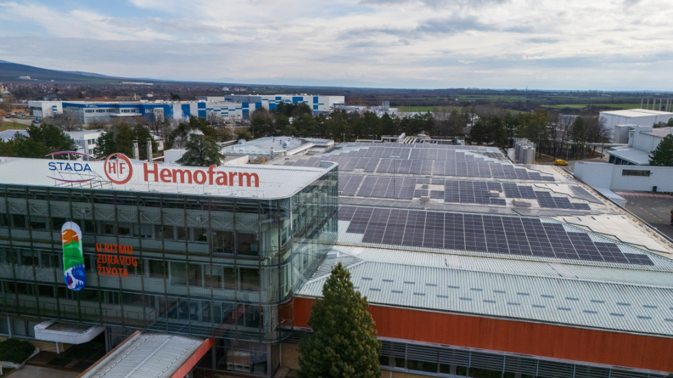 Hemofarm ubrzava dekarbonizaciju uz jednu od najvećih industrijskih solarnih elektrana u Srbiji