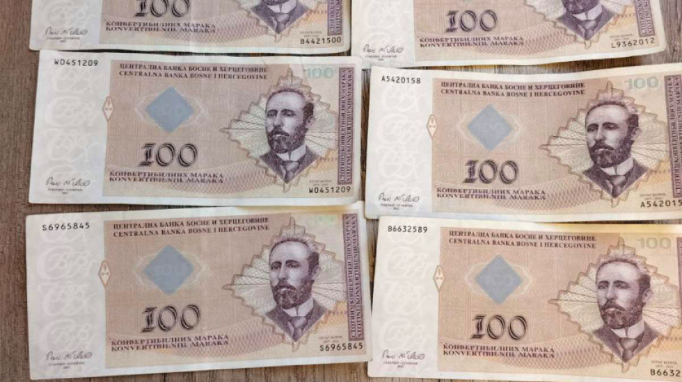 Mladić iz Niša uhapšen na graničnom prelazu Badovinci: Nađena mu "vreća" puna falsifikovanih maraka