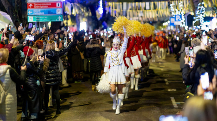Svečana završnica 57. Praznika mimoze: Suđenje karnevalu i koncert Aca Pejovića u Herceg Novom