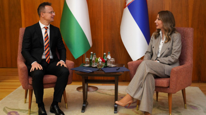 Sastanak ministara Đedović Handanović i Sijarta u Beogradu: Pregovori oko NIS-a teku dobro