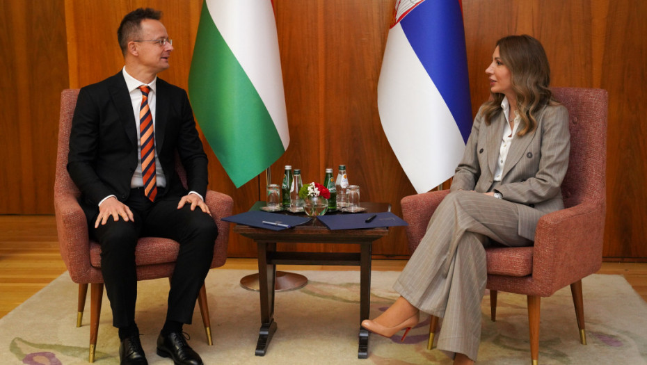 Sastanak ministara Đedović Handanović i Sijarta u Beogradu: Pregovori oko NIS-a teku dobro