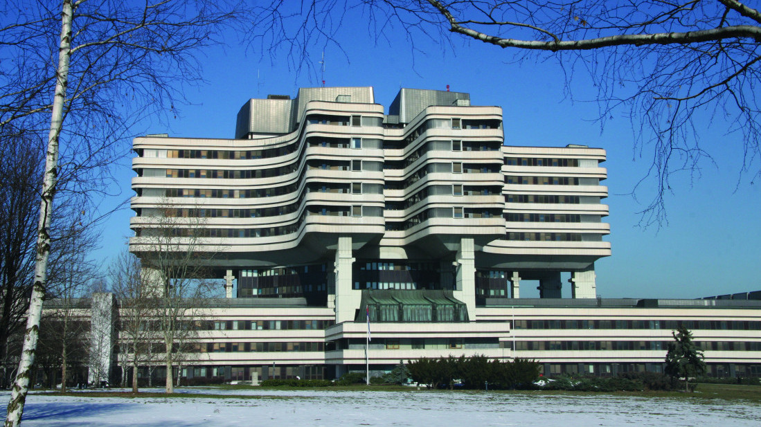 Otvoren konkurs za prijem 195 zdravstvenih radnika u vojnozdravstvene ustanove