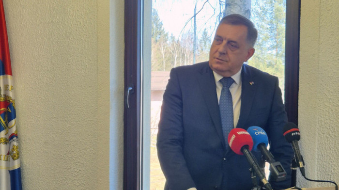 Dodik: Uvek i iznova braniti temelje Republike Srpske