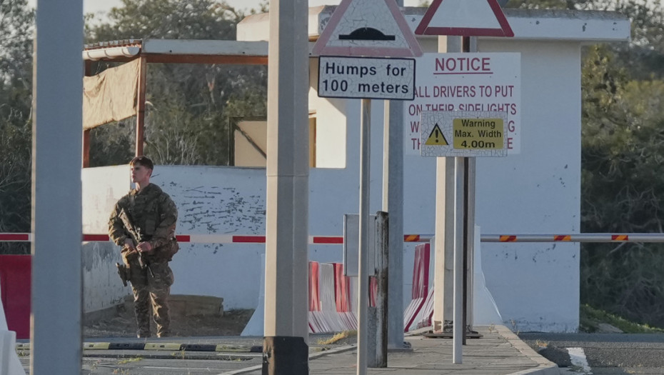 Ispaljene rakete prema Kipru? Nove sirene za uzbunu u bazi britanskog RAF-a