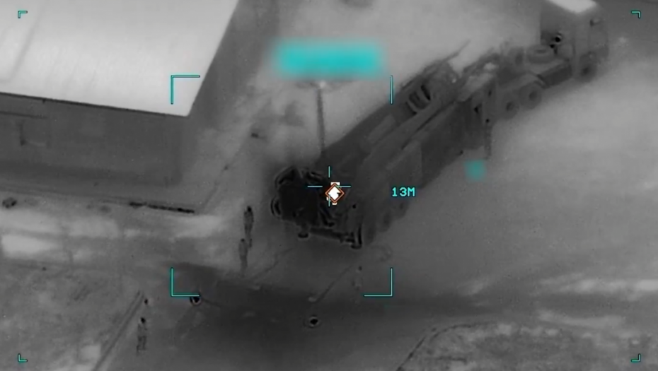 Centralna komanda SAD objavila snimke udara na lansere iranskih balističkih raketa (VIDEO)