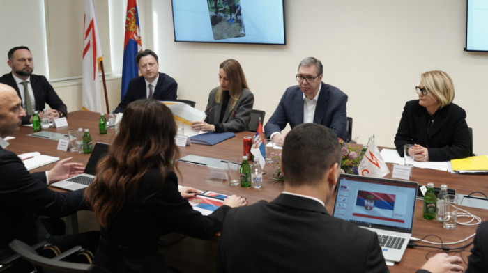 Vučić obišao rekonstruisani dispečerski centar Elektromreže Srbije