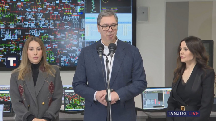 Vučić obišao rekonstruisani Nacionalni dispečerski centar EMS-a: Potrebna ulaganja od 50 miliona evra